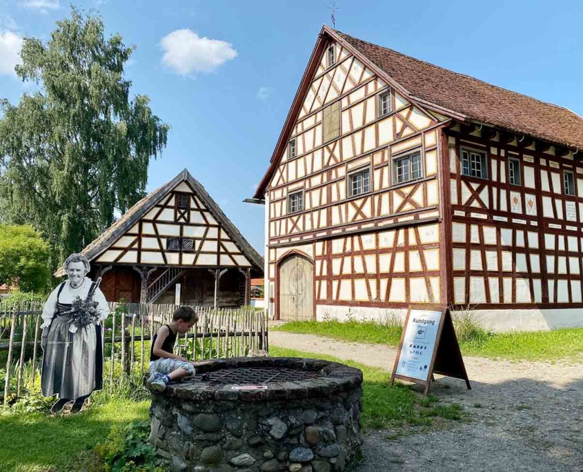 Schwäbisches Bauernhofmuseum Illerbeuren Brunnen
